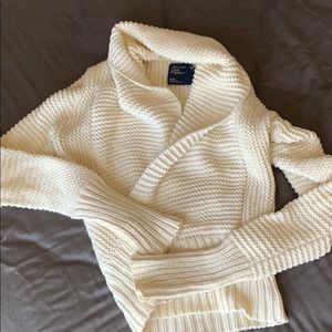 American Eagle Off white sweater, so cozy!